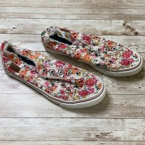 LAST CALL Blowfish floral shoes